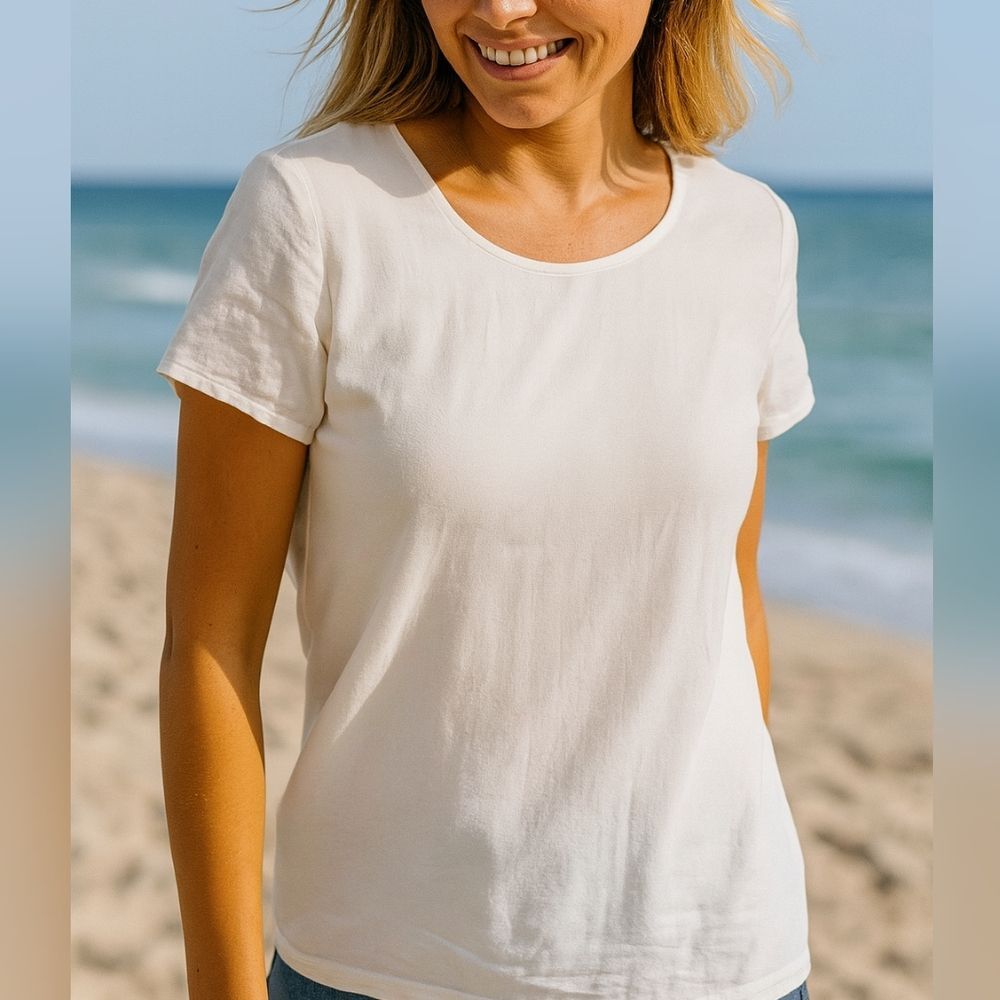 Abercrombie & Fitch Button Up Back Top S White S/S Scoop Neck Casual Summer